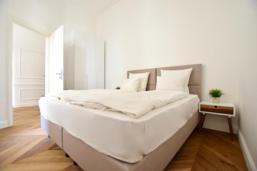 Luxury Apartment By Hi5 - Bazilika Suite Budapest Kültér fotó